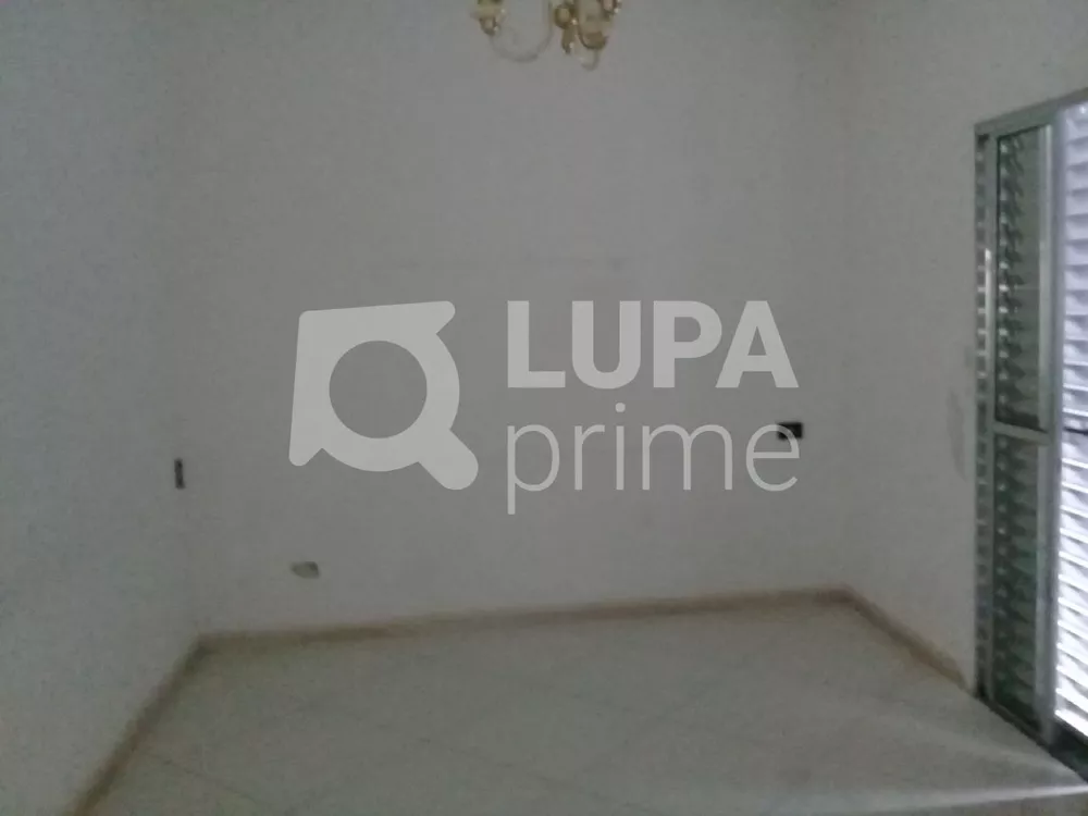 Casa à venda com 3 quartos, 250m² - Foto 8