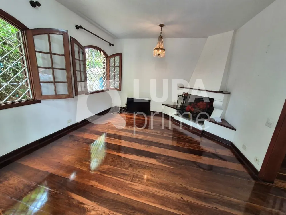 Casa, 3 quartos, 238 m² - Foto 8