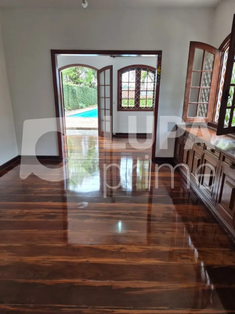 Casa, 3 quartos, 238 m² - Foto 9