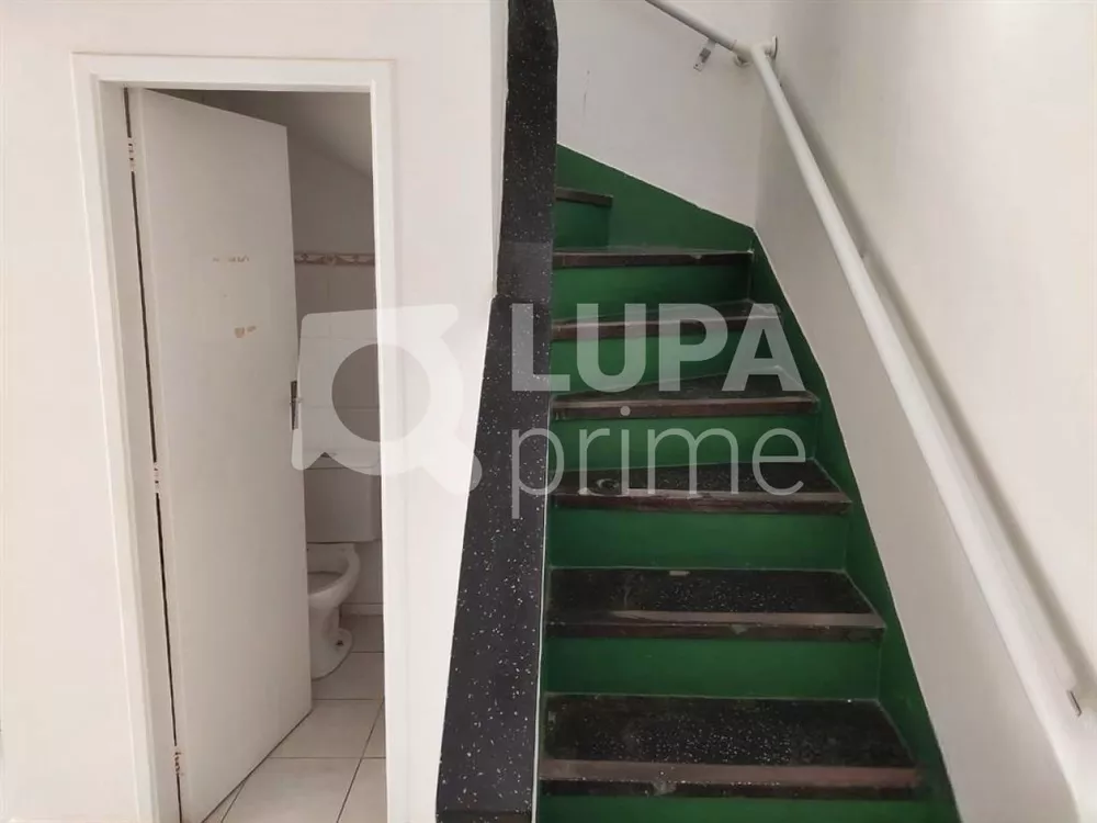 Casa à venda com 3 quartos, 180m² - Foto 2