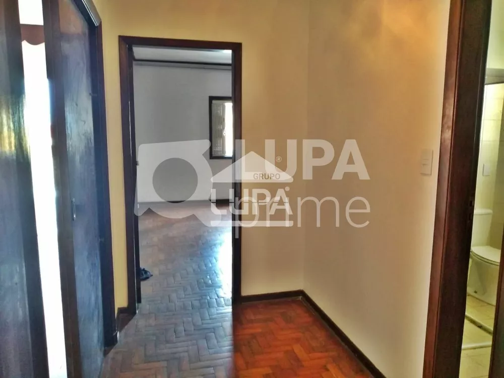 Casa à venda com 2 quartos, 250m² - Foto 3