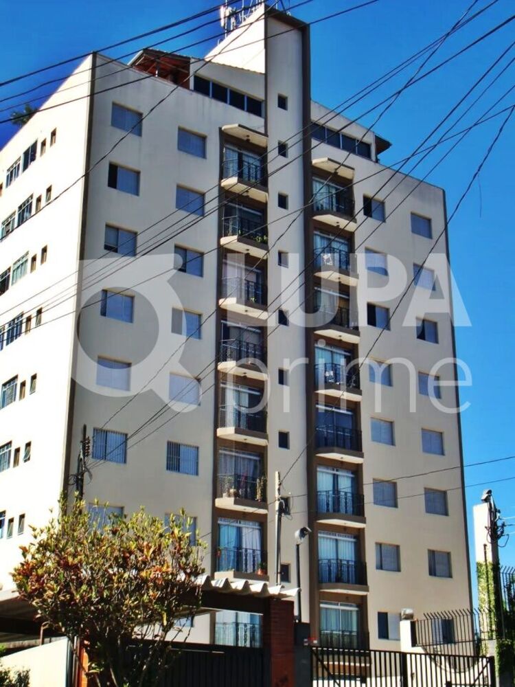 Apartamento à venda com 3 quartos, 139m² - Foto 1