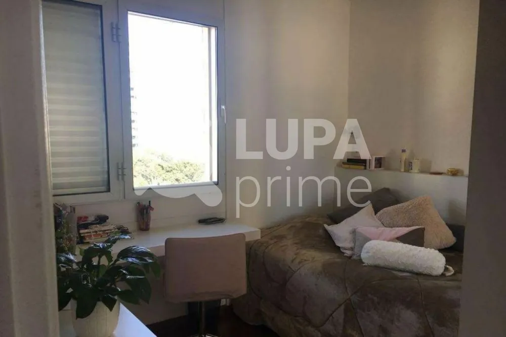 Apartamento, 3 quartos, 140 m² - Foto 1