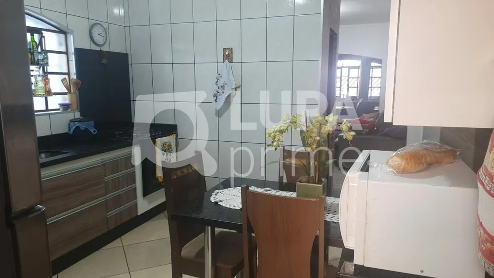 Casa, 3 quartos, 180 m² - Foto 6