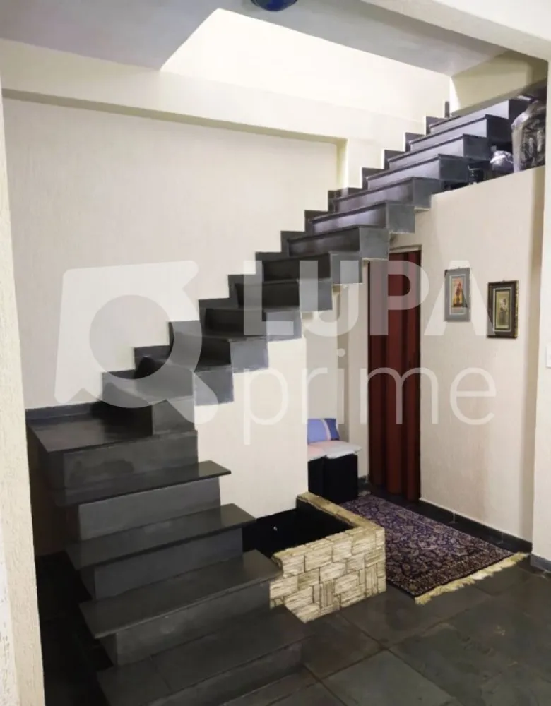 Casa, 4 quartos, 180 m² - Foto 2