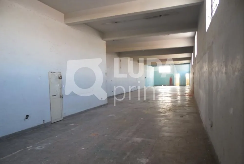 Depósito-Galpão, 870 m² - Foto 1