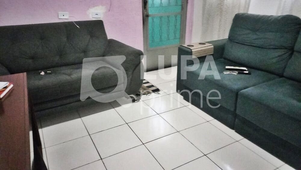 Casa, 7 quartos, 230 m² - Foto 2
