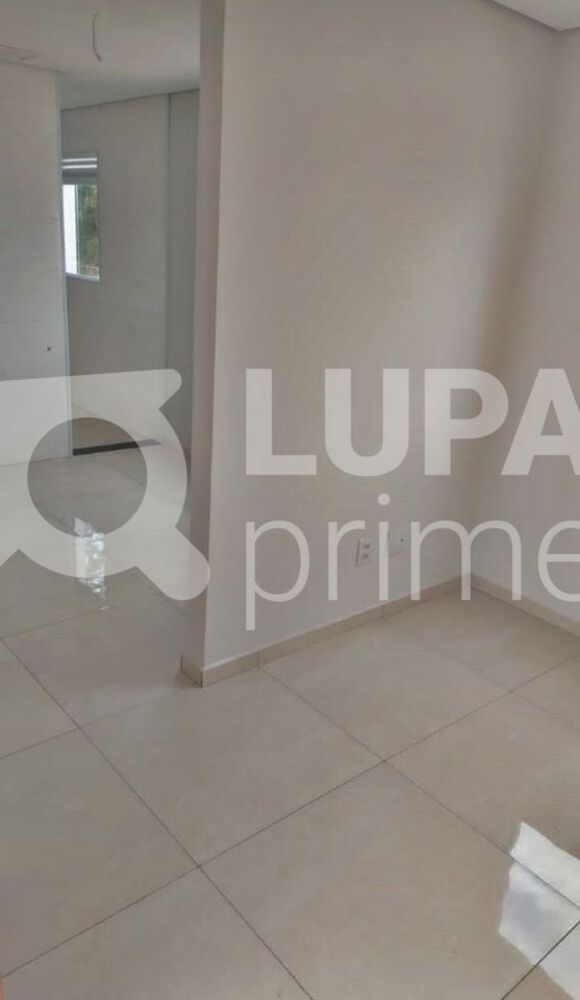 Apartamento à venda com 1 quarto, 35m² - Foto 2