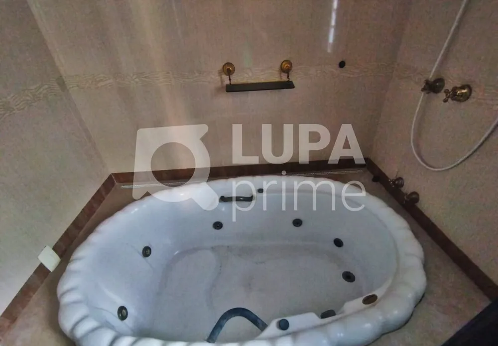 Casa, 5 quartos, 292 m² - Foto 1