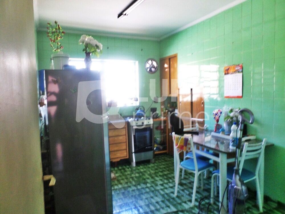 Casa, 5 quartos, 185 m² - Foto 2