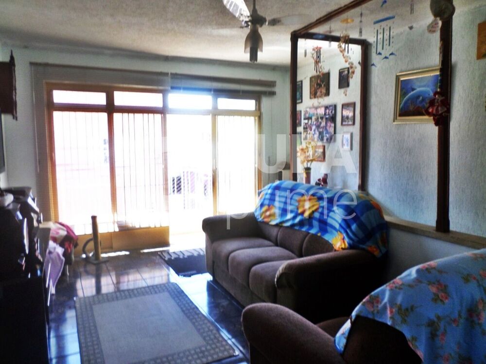 Casa, 5 quartos, 185 m² - Foto 1