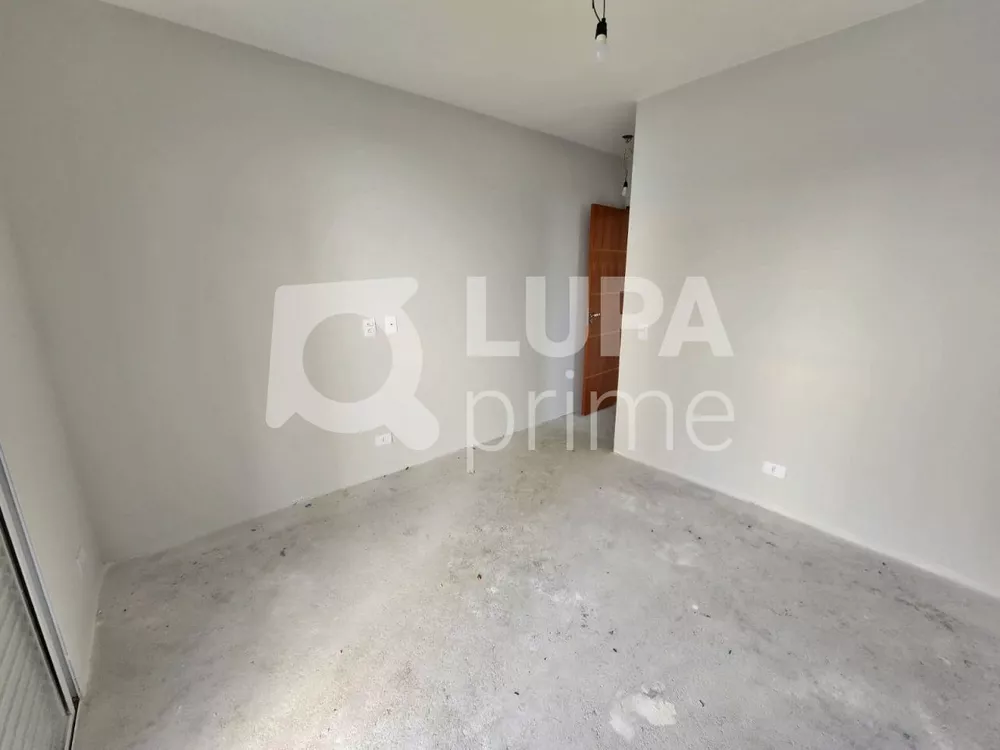 Casa à venda com 3 quartos, 130m² - Foto 1