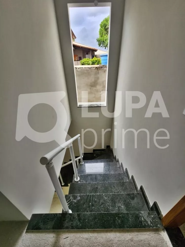 Casa à venda com 3 quartos, 130m² - Foto 7