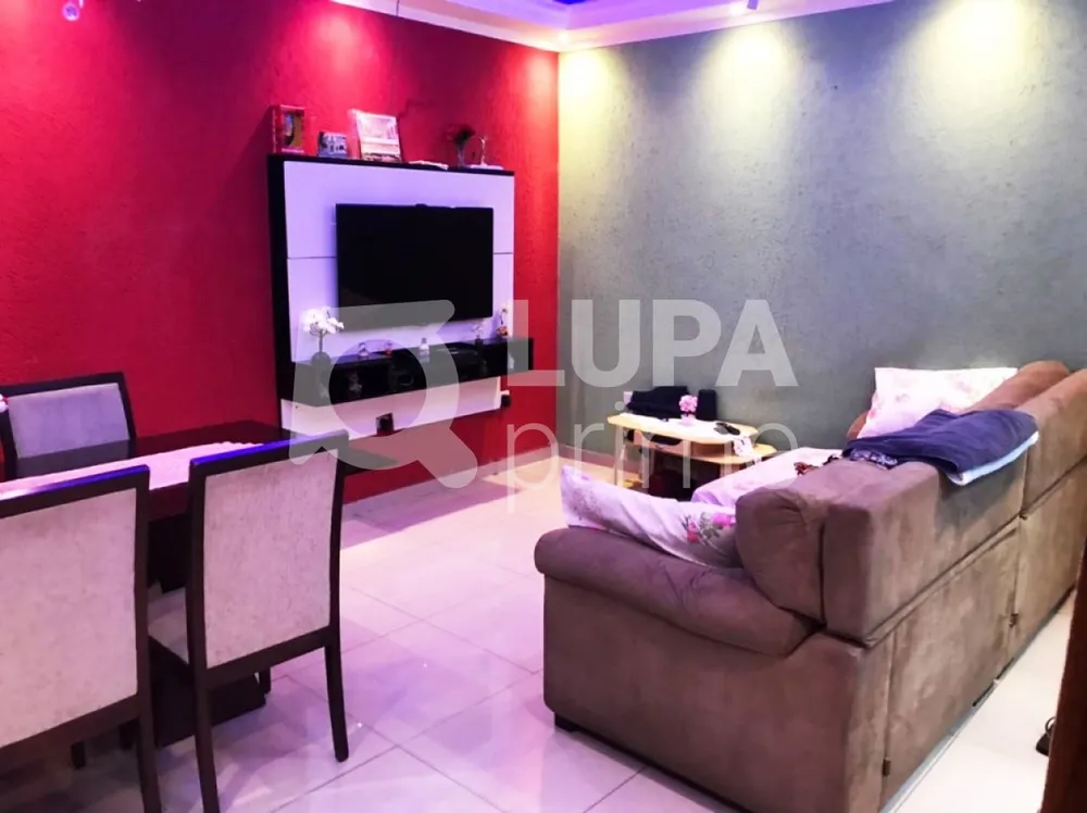 Casa, 4 quartos, 125 m² - Foto 1