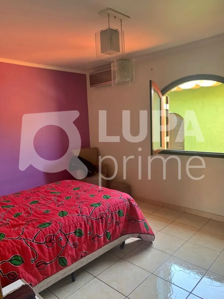 Casa, 3 quartos, 205 m² - Foto 5