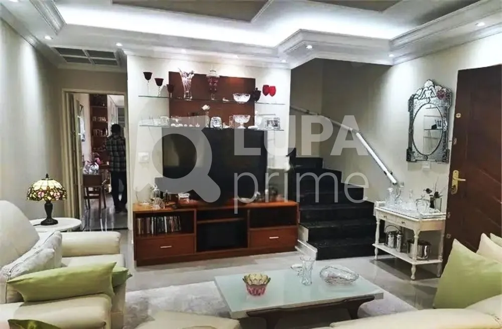 Casa, 3 quartos, 211 m² - Foto 2