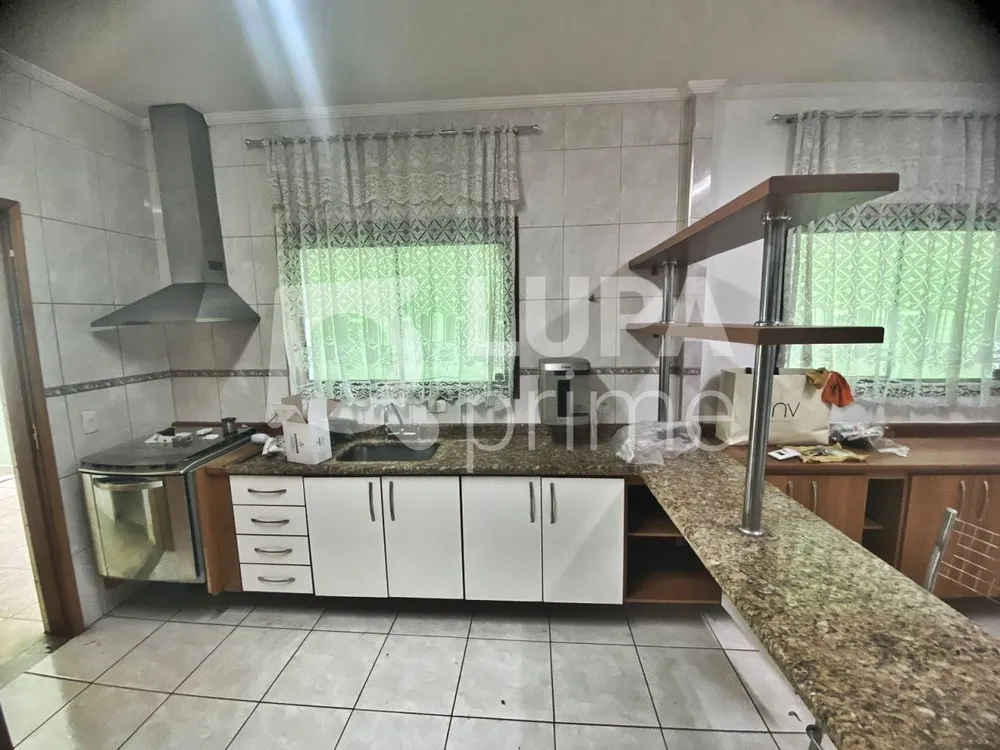 Casa, 3 quartos, 192 m² - Foto 8