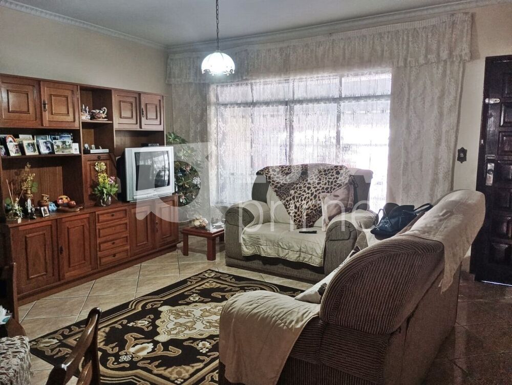 Casa, 3 quartos, 131 m² - Foto 1