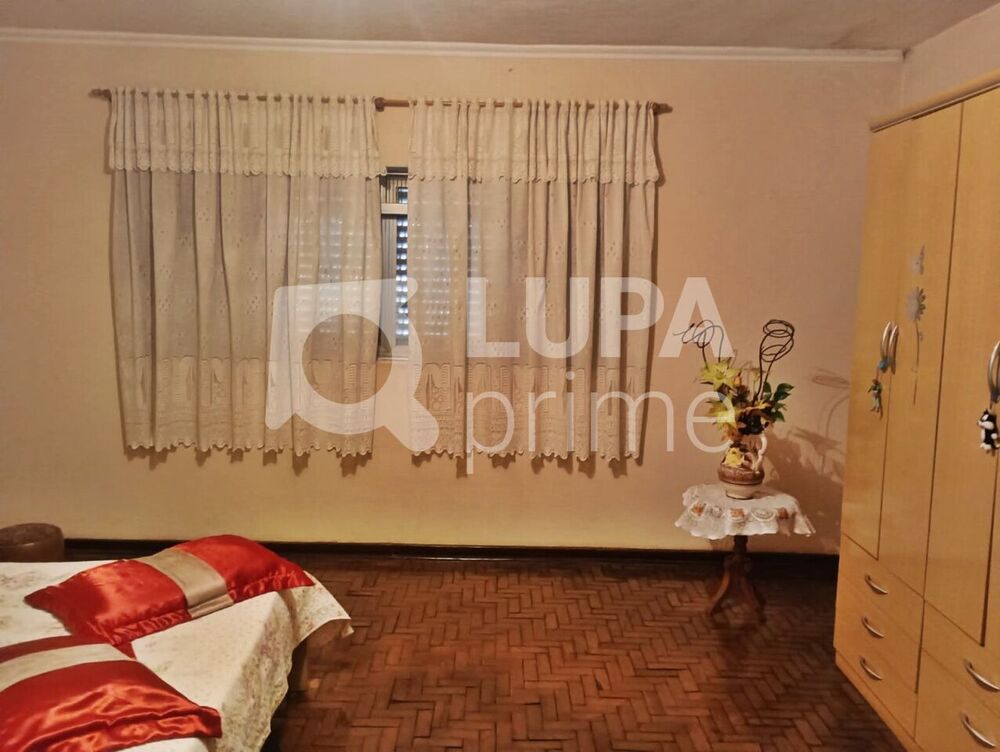 Casa, 3 quartos, 131 m² - Foto 2