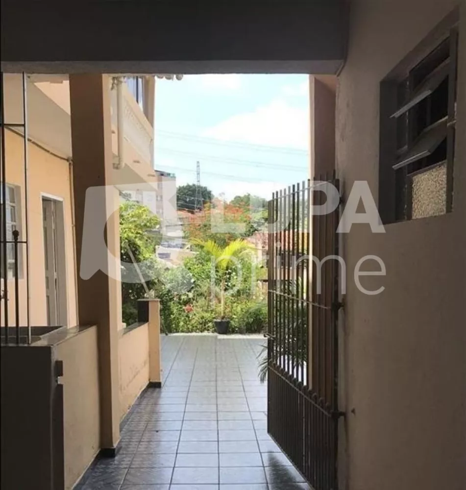 Casa à venda com 10 quartos, 250m² - Foto 7