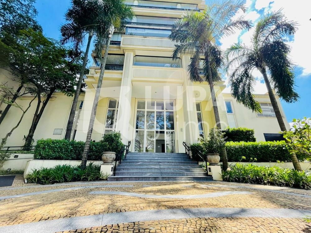 Apartamento, 3 quartos, 420 m² - Foto 1