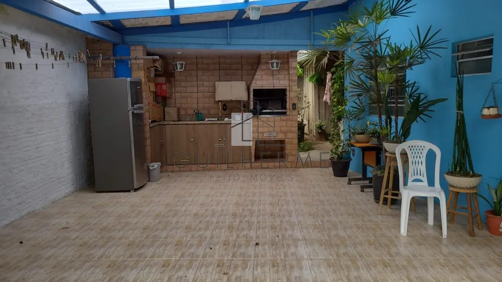 Casa, 8 quartos, 184 m² - Foto 1