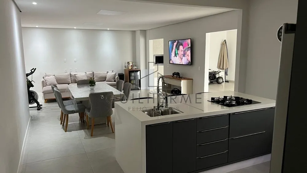 Casa, 3 quartos, 200 m² - Foto 2