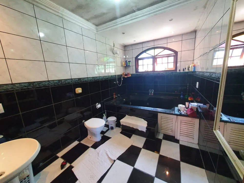 Casa, 4 quartos, 230 m² - Foto 13