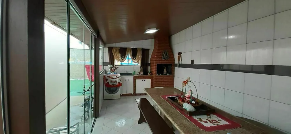 Casa, 3 quartos, 220 m² - Foto 6