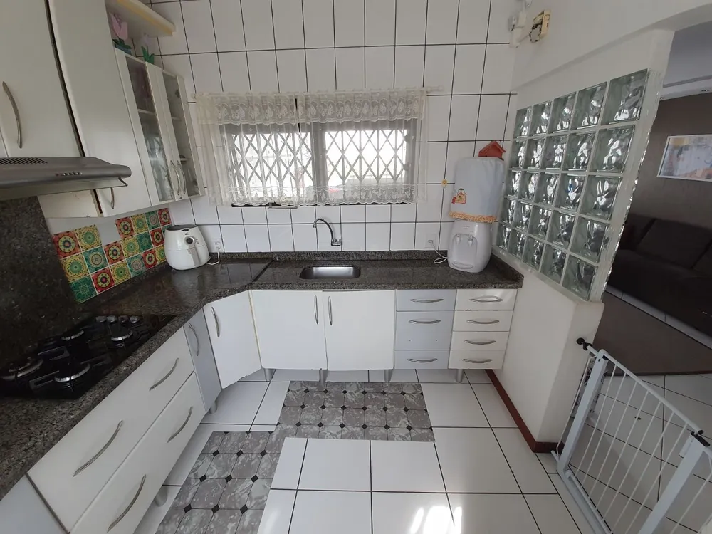 Casa, 4 quartos, 200 m² - Foto 3