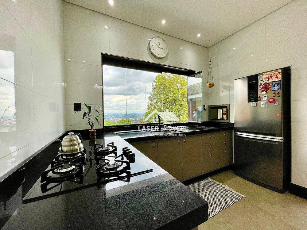 Casa, 4 quartos, 450 m² - Foto 1