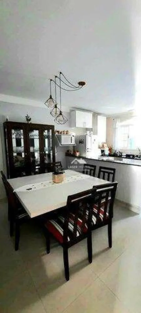 Casa, 3 quartos, 259 m² - Foto 3