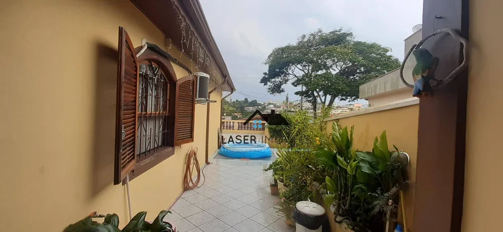 Casa, 3 quartos, 229 m² - Foto 4