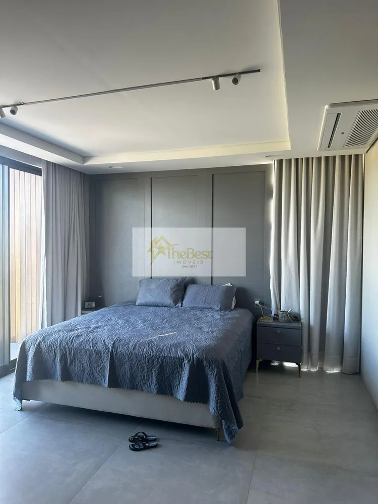 Casa, 4 quartos, 369 m² - Foto 1