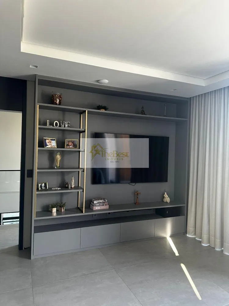 Casa, 4 quartos, 369 m² - Foto 2