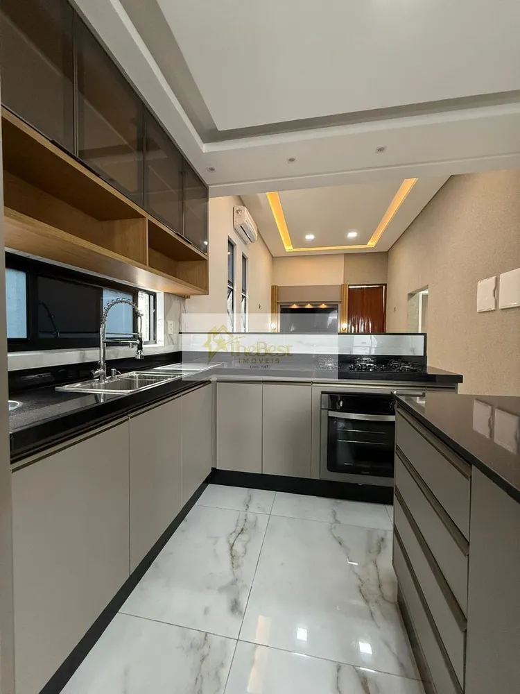 Casa, 3 quartos, 98 m² - Foto 2