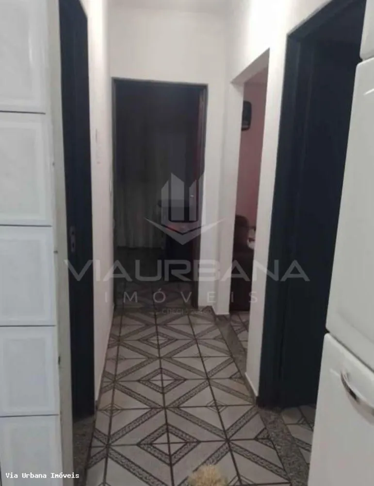 Casa, 3 quartos, 131 m² - Foto 2