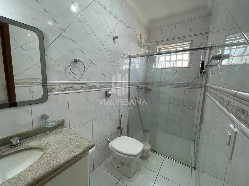 Casa à venda com 3 quartos, 360m² - Foto 4