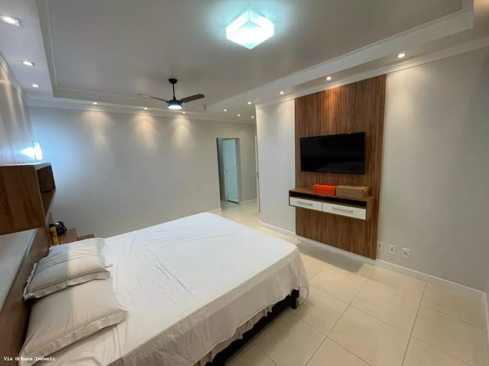 Casa à venda com 3 quartos, 720m² - Foto 4