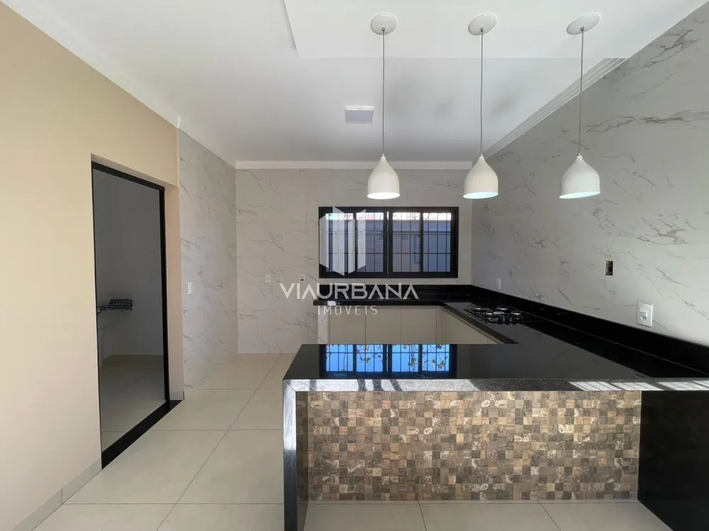 Casa, 3 quartos, 170 m² - Foto 1
