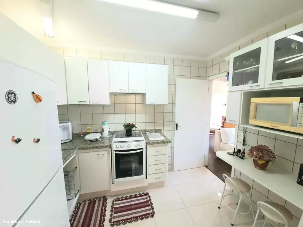 Apartamento à venda com 2 quartos, 63m² - Foto 1