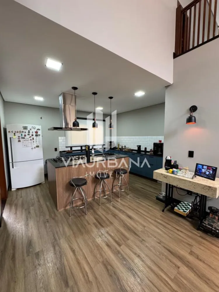 Casa, 3 quartos, 260 m² - Foto 1