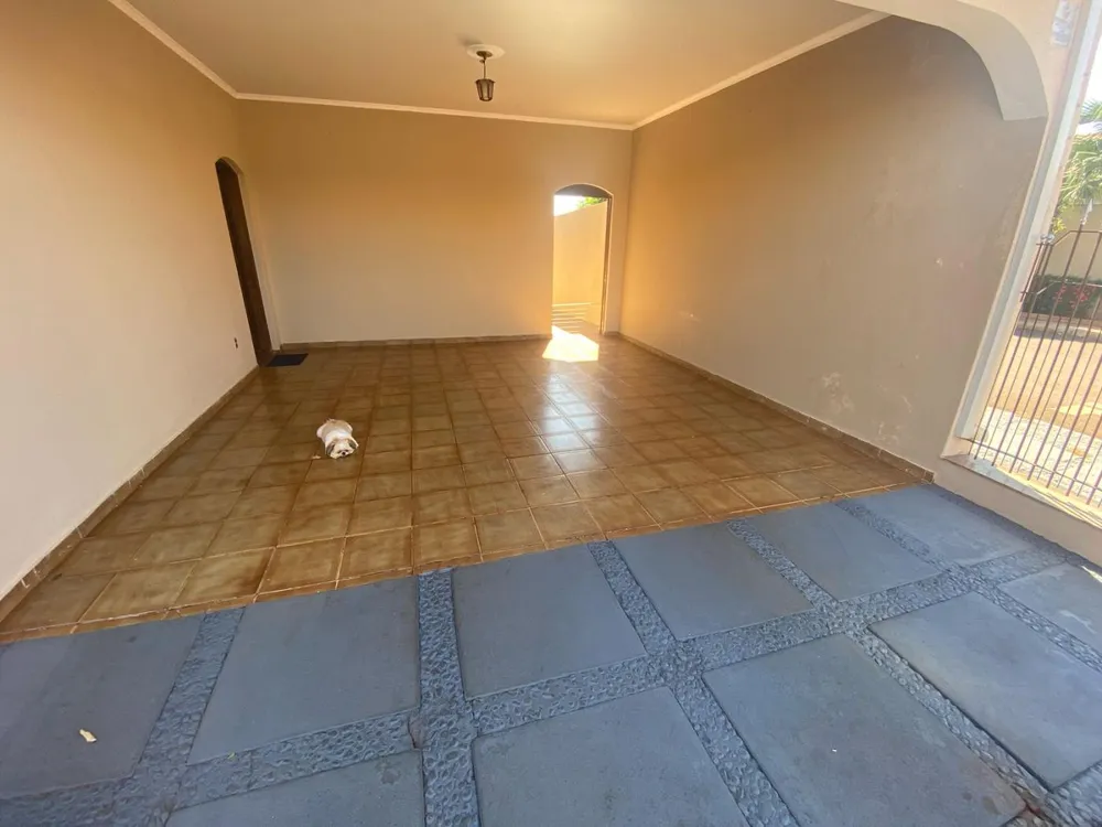 Casa, 3 quartos, 220 m² - Foto 2