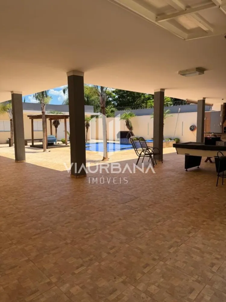 Casa, 3 quartos, 440 m² - Foto 1