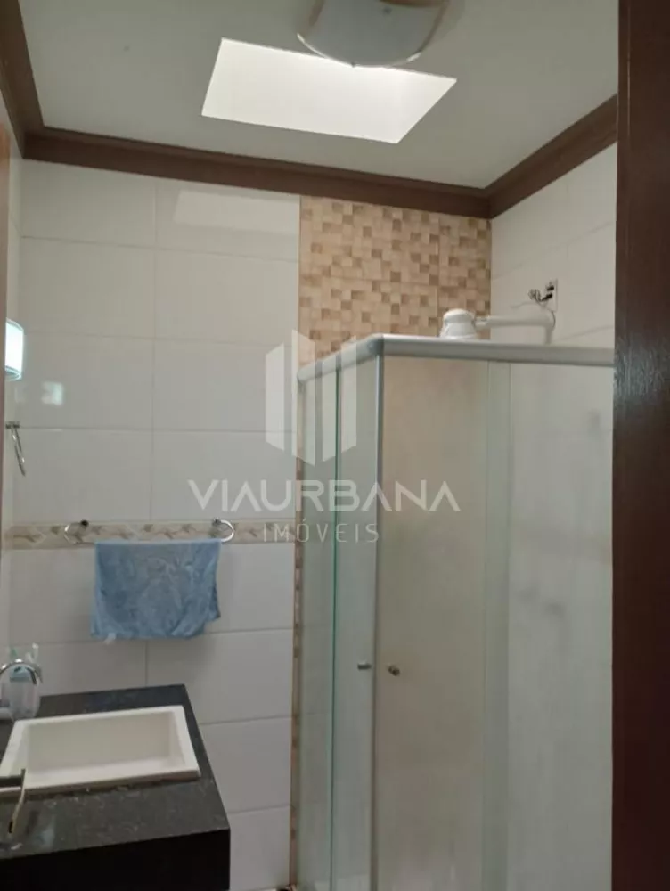 Casa à venda com 3 quartos, 200m² - Foto 4