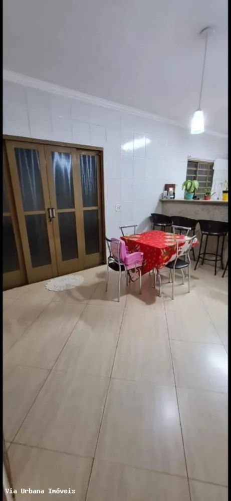 Casa, 3 quartos, 200 m² - Foto 7