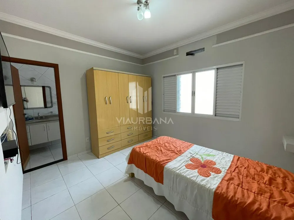 Casa, 3 quartos, 165 m² - Foto 1