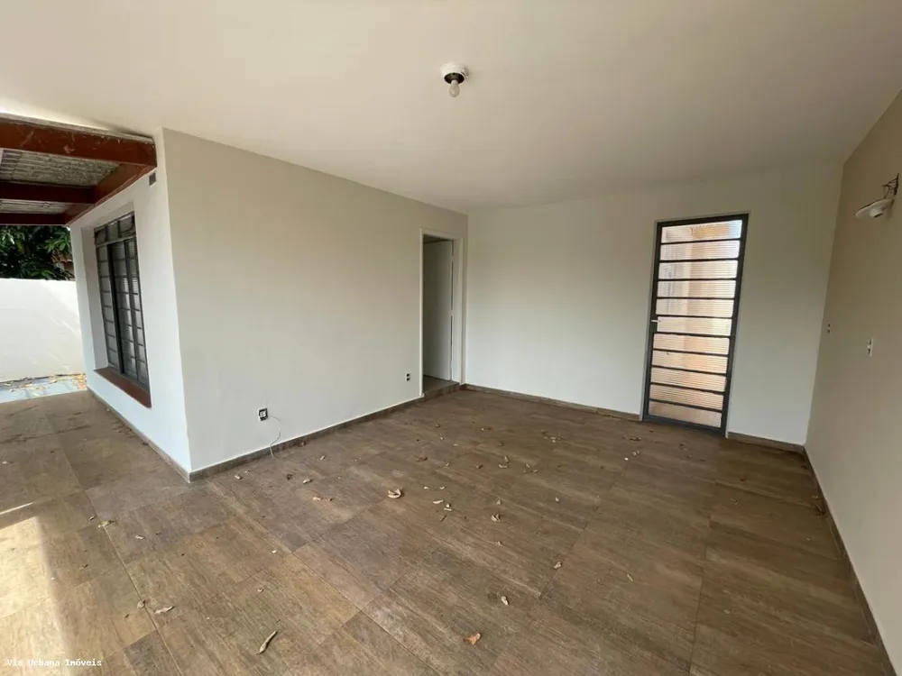 Casa, 3 quartos, 130 m² - Foto 1