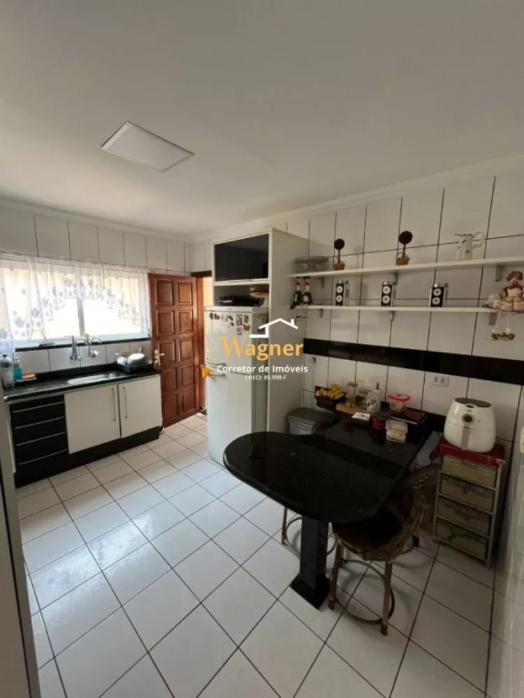Sobrado, 3 quartos, 130 m² - Foto 1