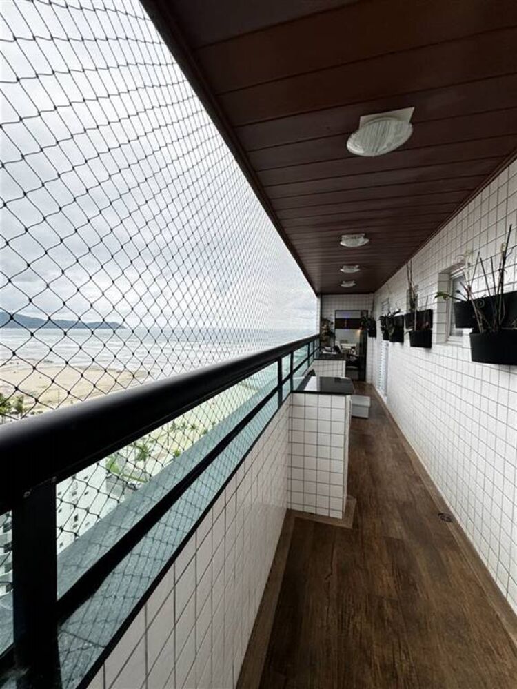 Apartamento, 3 quartos, 209 m² - Foto 1
